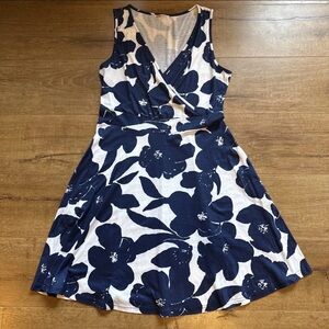 GUBERRY Large Size Floral Sleeveless Wrap Dress